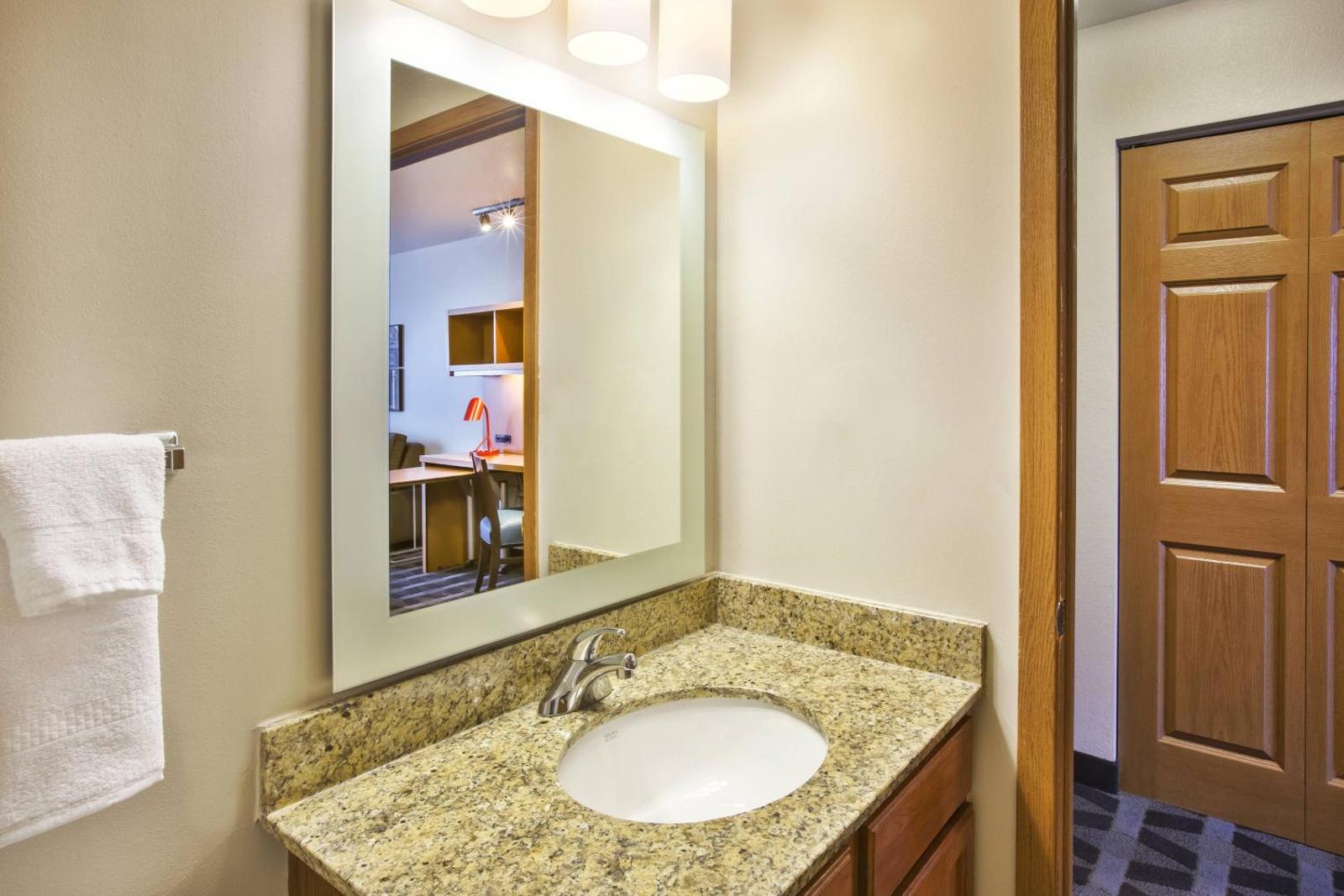 TownePlace Suites Detroit Dearborn Main image 2